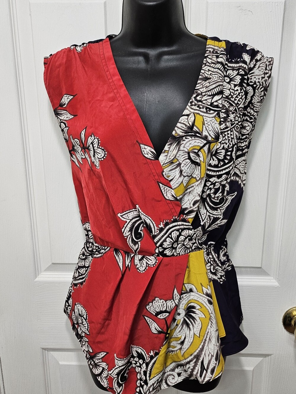 BARASCHI Floral Paisley Surplice V-Neck Top Red Yellow Purple Sz S